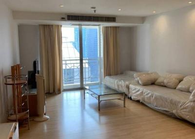 1-BR Condo at Asoke Place near MRT Sukhumvit