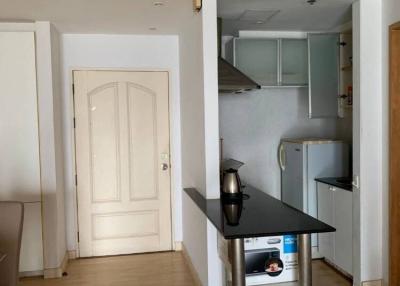 1-BR Condo at Asoke Place near MRT Sukhumvit