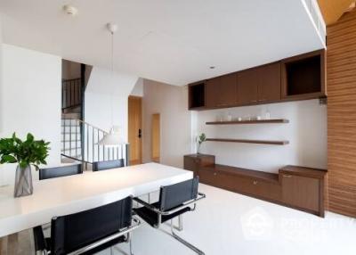 2-BR Duplex at The Empire Place near BTS Chong Nonsi