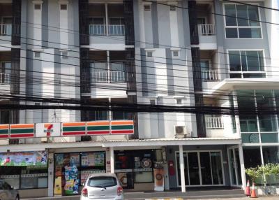 Hotel for Sale in Bang Chak