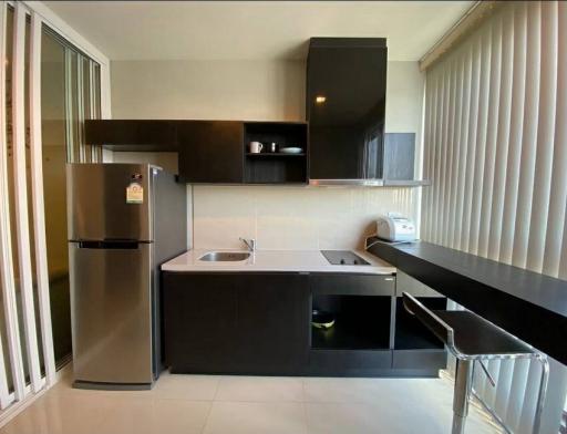 Rhythm Sukhumvit 44/1  Modern 1 Bedroom Condo in Phra Khanong