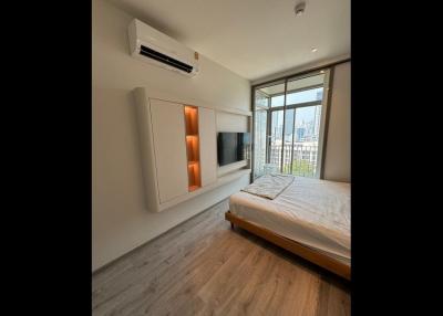 Rhythm Ekkamai | Modern 1 Bedroom Condo in Popular Location