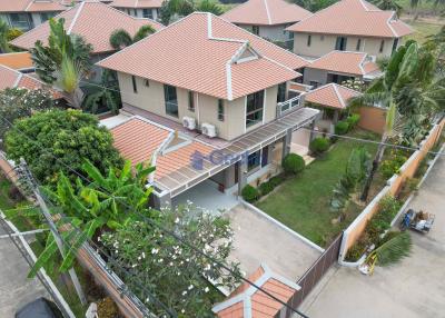 4 Bedrooms House in Grand Regent Pattaya East Pattaya H011374