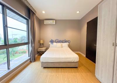 6 Bedrooms House in Grand Regent Pattaya East Pattaya H011373