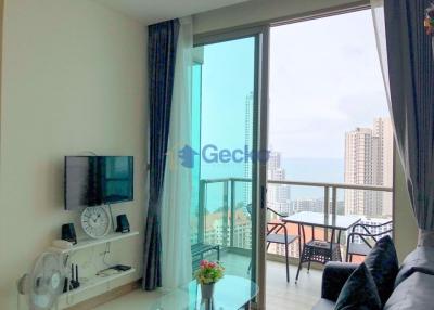 1 Bedroom Condo in The Riviera Wong Amat Beach Wongamat C011372