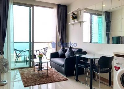 1 Bedroom Condo in The Riviera Wong Amat Beach Wongamat C011372