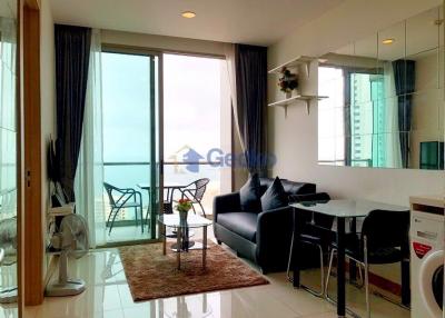 1 Bedroom Condo in The Riviera Wong Amat Beach Wongamat C011372