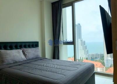 1 Bedroom Condo in The Riviera Wong Amat Beach Wongamat C011372