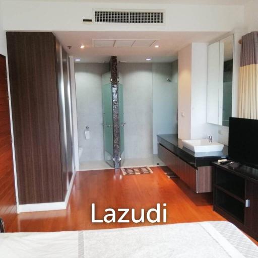 2 Beds 2 Baths 62 SQ.M. The Axis Condo