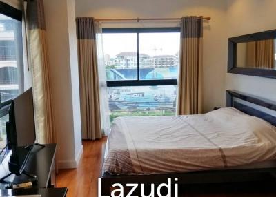 2 Beds 2 Baths 62 SQ.M. The Axis Condo