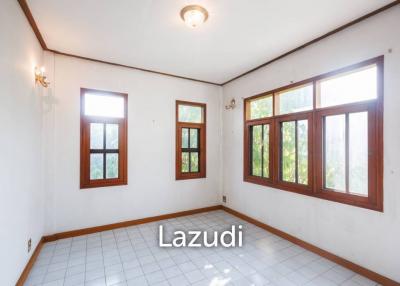 Spacious 4 bedroom House with Garden for sale