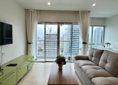 Renovated Condo Silom Sale