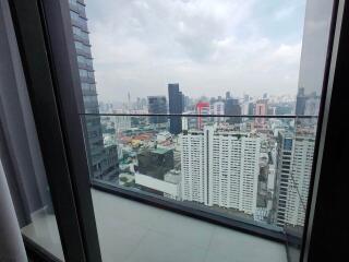 Condo for Rent at Ashton Silom