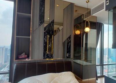 Condo for Rent at Ashton Silom