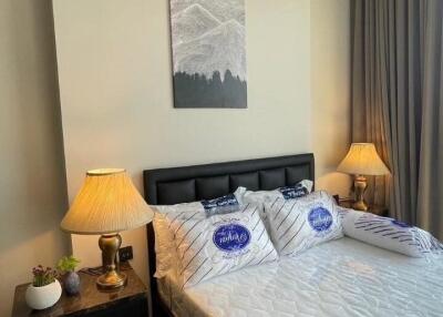 Condo for Rent at The Crest Park Residences