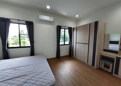 2 Bed Townhouse for Rent at San Kampheang