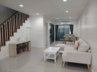 2 Bed Townhouse for Rent at San Kampheang