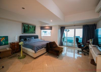 3 Bed Condo For Sale In Na Jomtien - Grand View Condo Pattaya