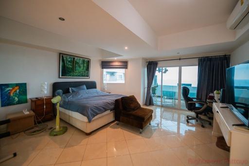 3 Bed Condo For Sale In Na Jomtien - Grand View Condo Pattaya
