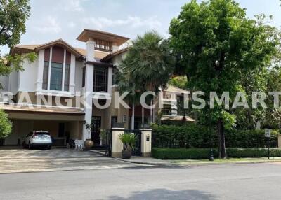 House at Baan Sansiri Sukhumvit for sale
