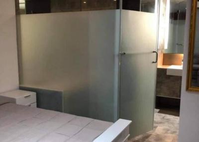 1-BR Condo at Hansar Bangkok Hotel near BTS Ratchadamri