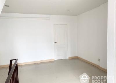 3-BR Townhouse near BTS Thong Lor (ID 515400)