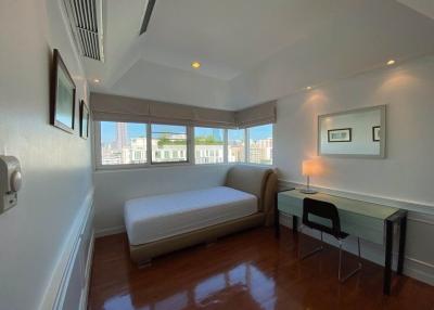 Baan Siri Sathorn Yenakard 2 bedroom condo for rent