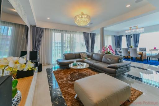 6 Bed House For Sale In East Pattaya - Not In A Village