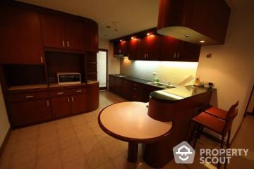 3-BR Condo at The Habitat Sukhumvit 53 Condominium near BTS Phrom Phong