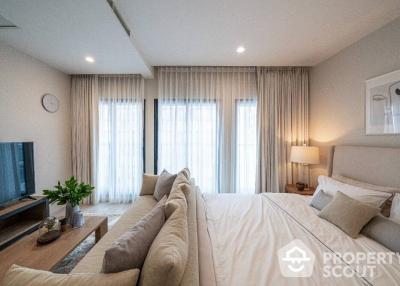 1-BR Condo at Noble Ploenchit near BTS Phloen Chit