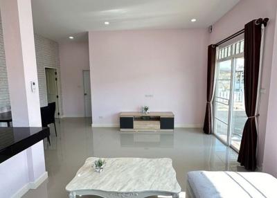 2 Bedrooms Charming Single-Story Home in Villa Lanna , San Kamphaeng - Must Sell Quickly!