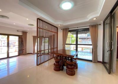 4 bed house for rent in Chang Phuak, Muang Chiang Mai
