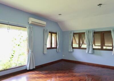 Unique house 3 bed for sale in Doi Saket, Chiang Mai