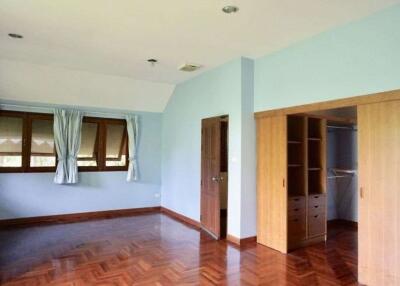 Unique house 3 bed for sale in Doi Saket, Chiang Mai