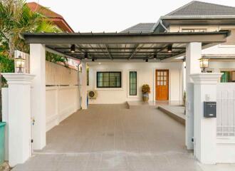 Stunning Pool Villa: House for Sale in Chiang Mai  7.99M Baht