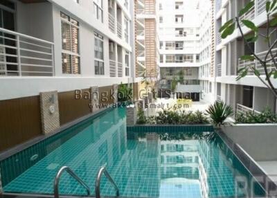 Condo at The Link Sukhumvit 50 for sale