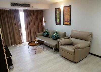 2 bed Condo in The Waterford Diamond Khlongtan Sub District C017758