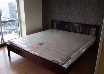 1 bed Condo in Silom Suite Silom Sub District C013360