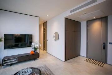 Beautiful 3 Bedrooms 3 Bathrooms on Sukhumvit road.