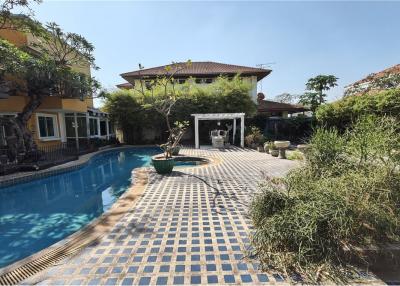 House w/Private Pool @ Summit Windmill - Near Suvarnabhumi