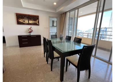 Spacious Apartment @Hampton Thonglor 10