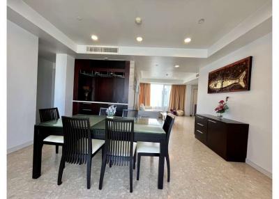 Spacious Apartment @Hampton Thonglor 10