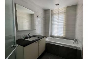 Spacious Apartment @Hampton Thonglor 10