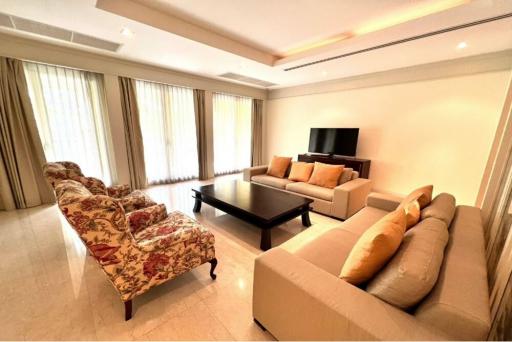 For rent Spacious 3 beds + maid quarter , on 2 floor Supreme Garden - 920071001-12573