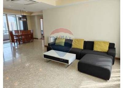 Roomy Apartment in Heart of Thonglor