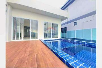 4 Bedrooms Partially Chaweng Lake View Pool Villa, Koh Samui - 920121018-234