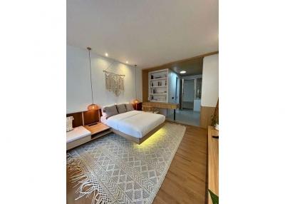 Modern High Quality Condo In The Prime Location - 920121030-189