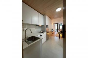 Modern High Quality Condo In The Prime Location - 920121030-189