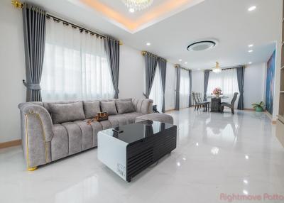 3 Bed House For Sale In East Pattaya - Raviporn Village 1