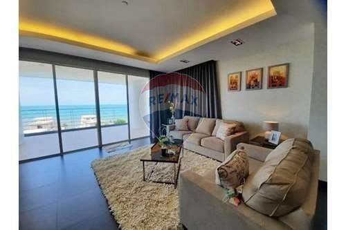 268 Sqm., 3 Beds, 2 Baths House listed for ฿ 25,900,000.